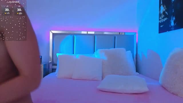 Gallery image thumbnail from LexiQ's myfreecams stream on, 06/06/2025, 10:42 image 17 of 20