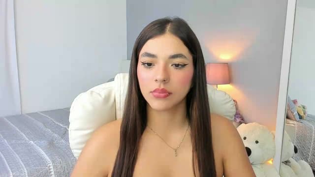 Gallery image thumbnail from Liaa_'s myfreecams stream on, 05/19/2026, 24:00 image 5 of 20