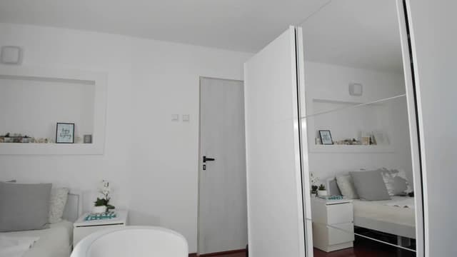 Gallery image thumbnail from Lilie's myfreecams stream on, 07/09/2023, 19:26 image 11 of 20