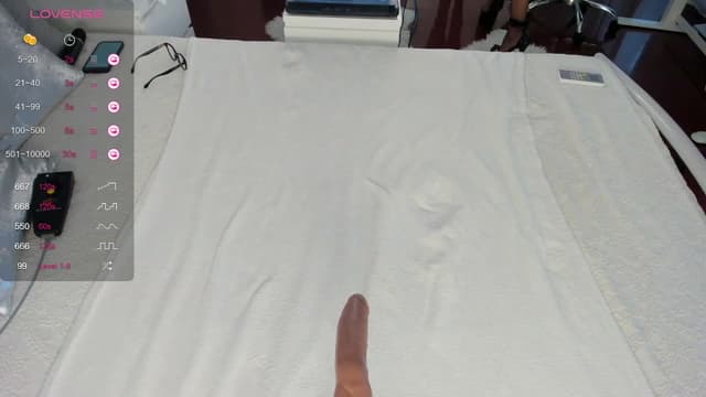 Gallery image thumbnail from Lilie's myfreecams stream on, 08/26/2023, 16:05 image 14 of 20