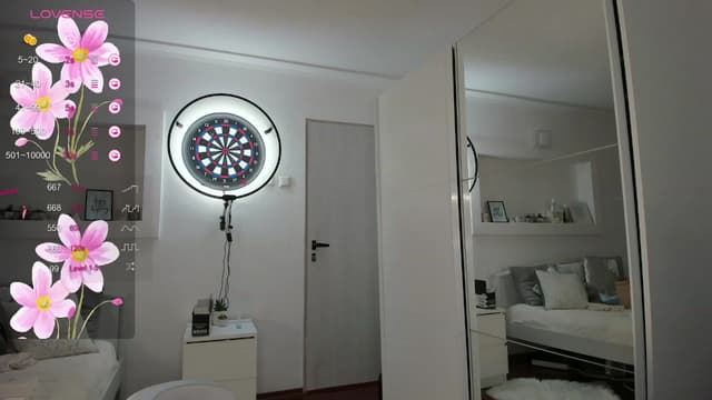 Gallery image thumbnail from Lilie's myfreecams stream on, 09/30/2023, 17:56 image 19 of 20