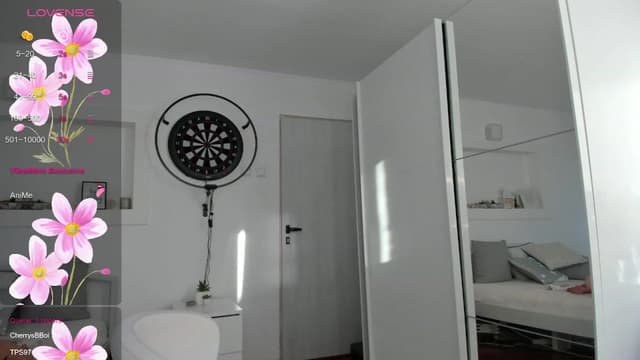 Gallery image thumbnail from Lilie's myfreecams stream on, 10/28/2023, 06:10 image 18 of 20