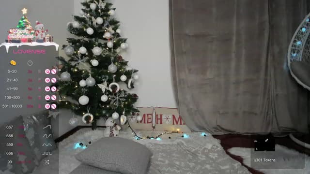 Gallery image thumbnail from Lilie's myfreecams stream on, 12/19/2023, 19:49 image 17 of 20