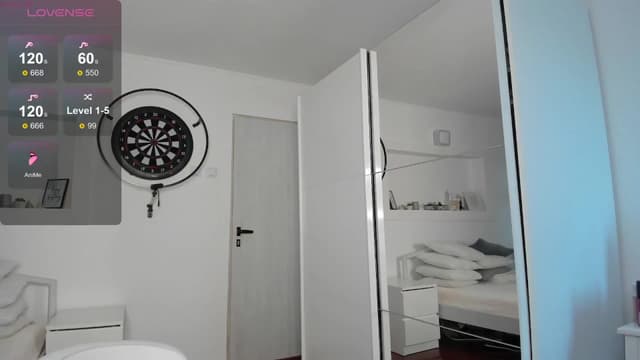 Gallery image thumbnail from Lilie's myfreecams stream on, 05/30/2024, 18:47 image 4 of 20