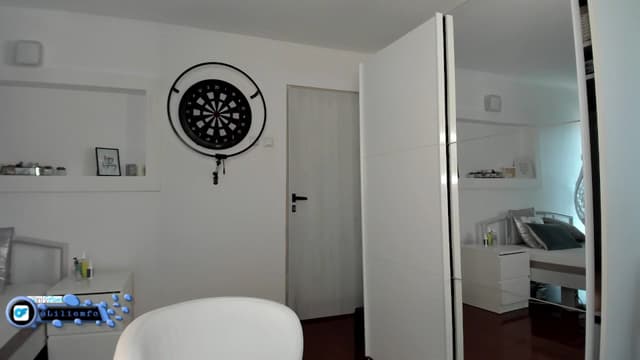Gallery image thumbnail from Lilie's myfreecams stream on, 04/01/2025, 09:34 image 16 of 20