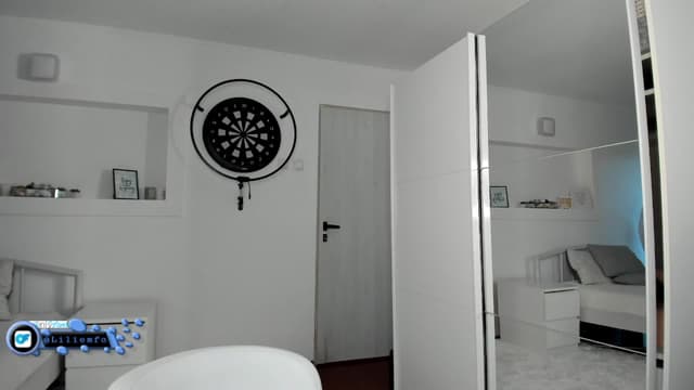 Gallery image thumbnail from Lilie's myfreecams stream on, 05/19/2025, 19:29 image 4 of 20
