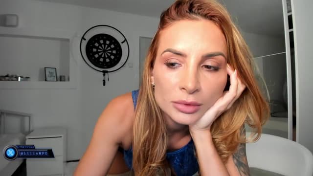 Gallery image thumbnail from Lilie's myfreecams stream on, 05/19/2025, 19:29 image 10 of 20