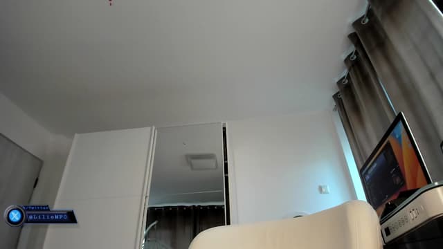 Gallery image thumbnail from Lilie's myfreecams stream on, 05/30/2025, 15:19 image 13 of 20
