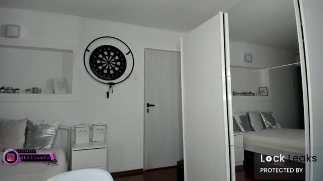 Gallery image thumbnail from Lilie's myfreecams stream on, 01/03/2026, 15:41 image 11 of 20