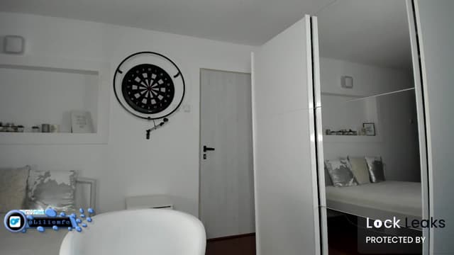 Gallery image thumbnail from Lilie's myfreecams stream on, 01/10/2026, 17:33 image 15 of 20