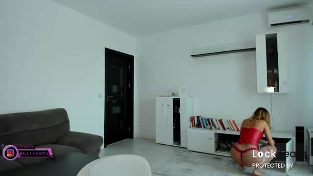 Gallery image thumbnail from Lilie's myfreecams stream on, 07/09/2026, 11:04 image 18 of 20