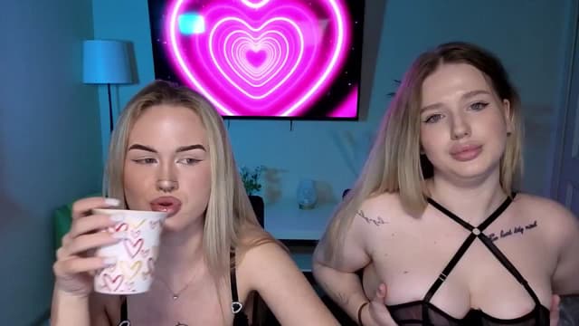 Gallery image thumbnail from Liora's myfreecams stream on, 04/10/2026, 14:16 image 12 of 20
