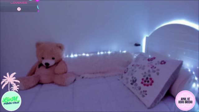 Gallery image thumbnail from LivM_'s myfreecams stream on, 04/09/2025, 08:46 image 4 of 20