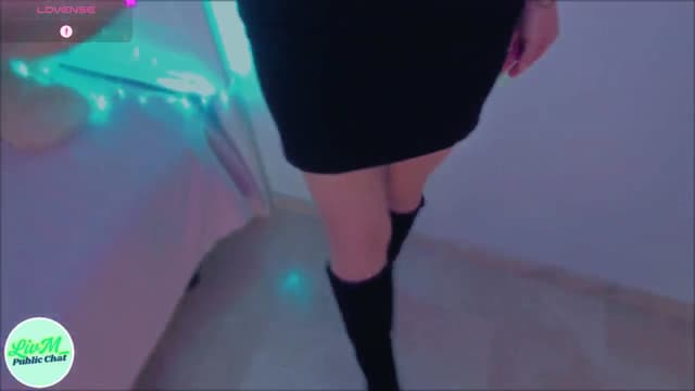 Gallery image thumbnail from LivM_'s myfreecams stream on, 05/10/2025, 08:59 image 3 of 20