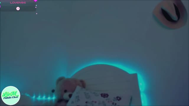 Gallery image thumbnail from LivM_'s myfreecams stream on, 05/10/2025, 08:59 image 13 of 20