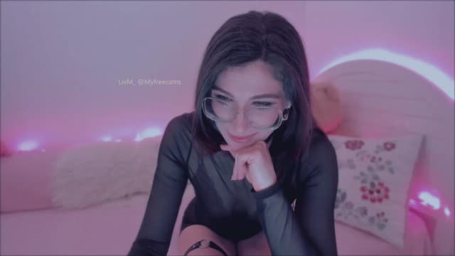 Gallery image thumbnail from LivM_'s myfreecams stream on, 05/12/2025, 07:04 image 6 of 20