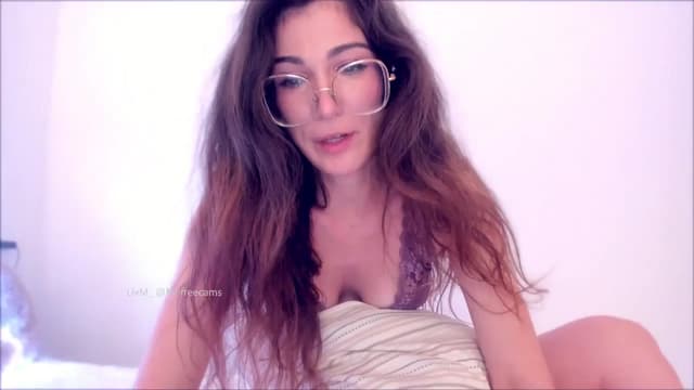 Gallery image thumbnail from LivM_'s myfreecams stream on, 07/05/2025, 09:16 image 19 of 20