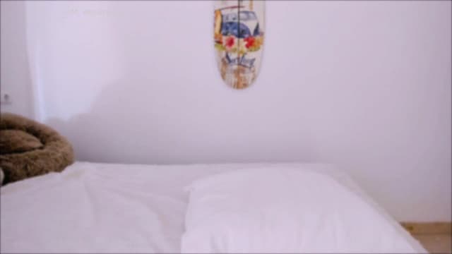 Gallery image thumbnail from LivM_'s myfreecams stream on, 07/25/2025, 08:19 image 16 of 20