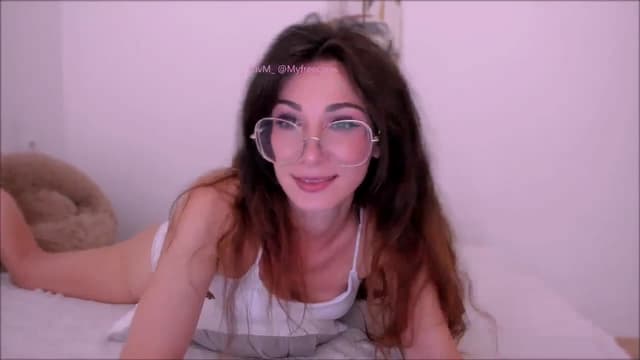 Gallery image thumbnail from LivM_'s myfreecams stream on, 08/06/2025, 08:08 image 14 of 20