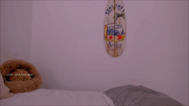 Gallery image thumbnail from LivM_'s myfreecams stream on, 08/22/2025, 08:08 image 5 of 20