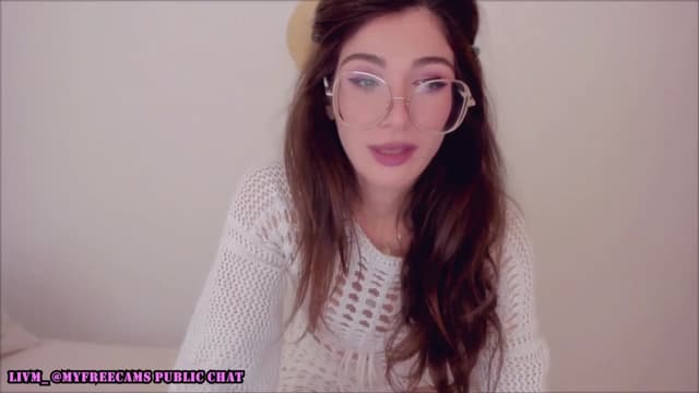 Gallery image thumbnail from LivM_'s myfreecams stream on, 11/30/2025, 12:01 image 5 of 20