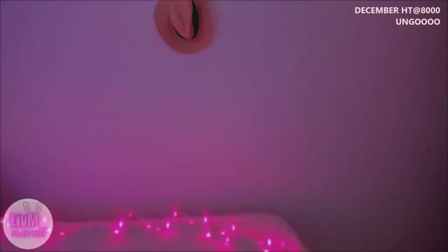 Gallery image thumbnail from LivM_'s myfreecams stream on, 12/19/2025, 09:53 image 1 of 20