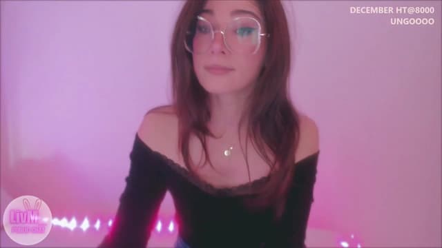 Gallery image thumbnail from LivM_'s myfreecams stream on, 12/22/2025, 09:32 image 1 of 20