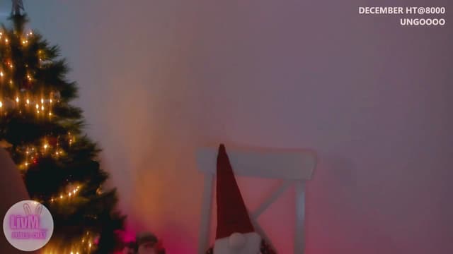 Gallery image thumbnail from LivM_'s myfreecams stream on, 12/24/2025, 10:23 image 11 of 20