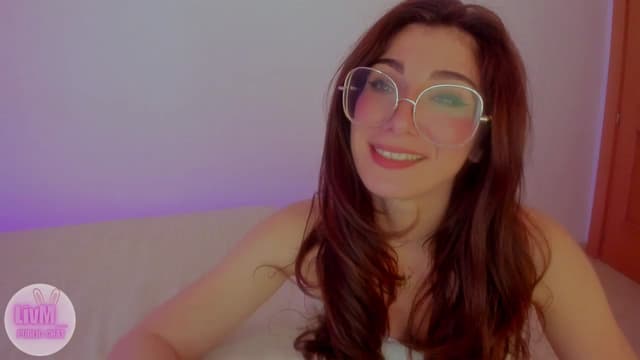 Gallery image thumbnail from LivM_'s myfreecams stream on, 01/03/2026, 12:55 image 20 of 20