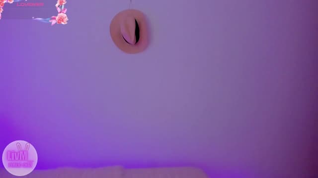 Gallery image thumbnail from LivM_'s myfreecams stream on, 01/14/2026, 08:39 image 11 of 20