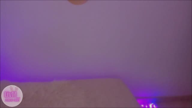 Gallery image thumbnail from LivM_'s myfreecams stream on, 01/23/2026, 08:46 image 15 of 20