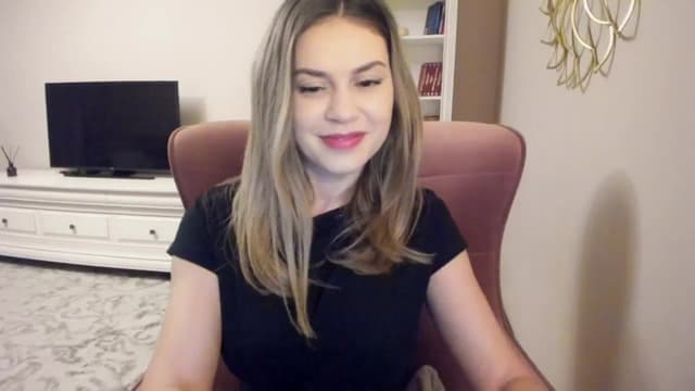 Gallery image thumbnail from Lu126's myfreecams stream on, 05/13/2024, 03:33 image 5 of 20