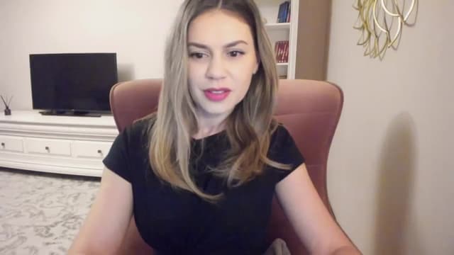 Gallery image thumbnail from Lu126's myfreecams stream on, 05/13/2024, 03:33 image 3 of 20