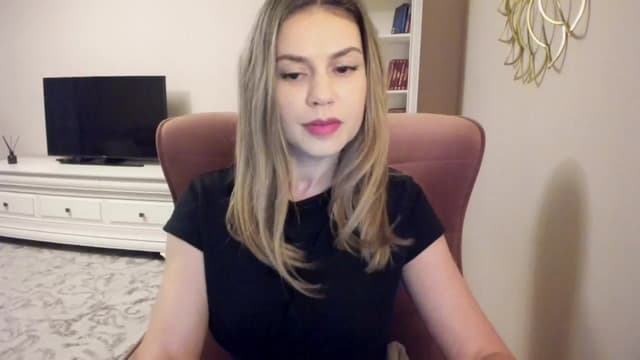 Gallery image thumbnail from Lu126's myfreecams stream on, 05/13/2024, 03:33 image 12 of 20