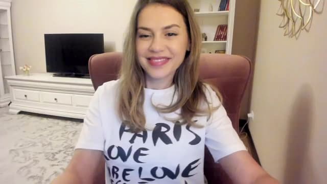 Gallery image thumbnail from Lu126's myfreecams stream on, 05/30/2024, 22:41 image 14 of 20