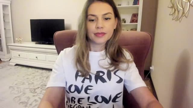 Gallery image thumbnail from Lu126's myfreecams stream on, 05/30/2024, 22:41 image 12 of 20