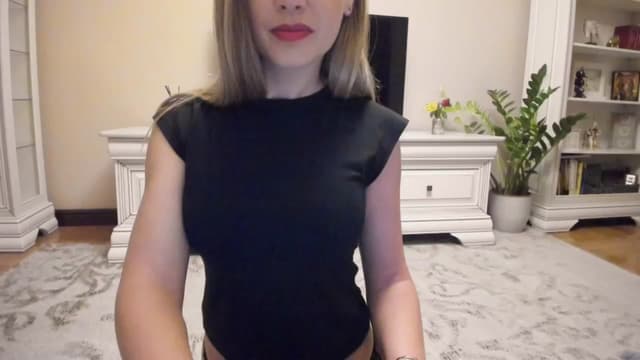 Gallery image thumbnail from Lu126's myfreecams stream on, 06/06/2024, 03:24 image 6 of 20