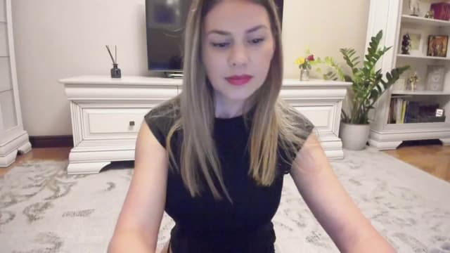Gallery image thumbnail from Lu126's myfreecams stream on, 06/06/2024, 03:24 image 9 of 20