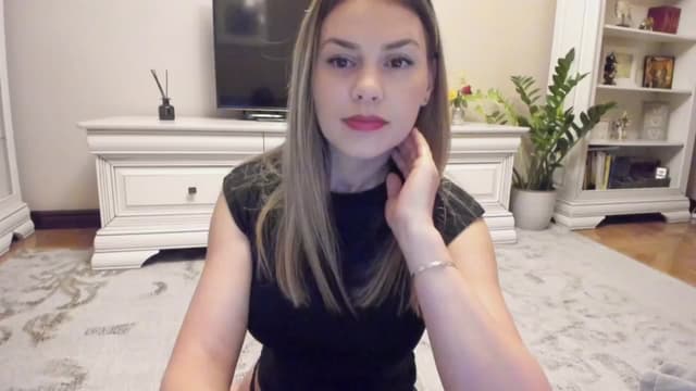 Gallery image thumbnail from Lu126's myfreecams stream on, 06/06/2024, 03:24 image 10 of 20