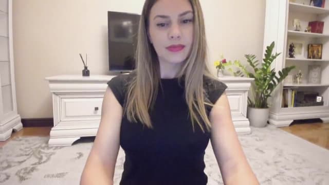 Gallery image thumbnail from Lu126's myfreecams stream on, 06/06/2024, 03:24 image 17 of 20