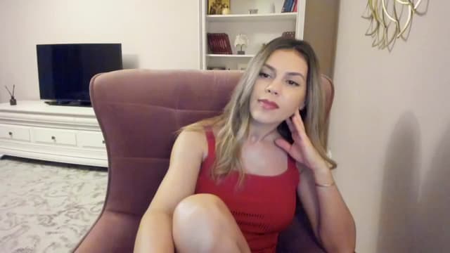 Gallery image thumbnail from Lu126's myfreecams stream on, 06/07/2024, 23:26 image 4 of 20