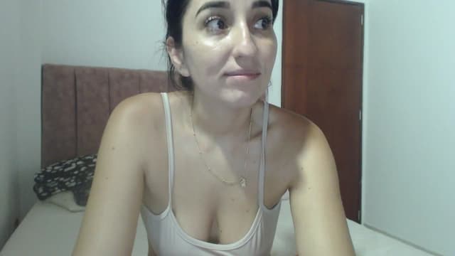 Gallery image thumbnail from Mao02's myfreecams stream on, 05/15/2024, 15:35 image 11 of 20
