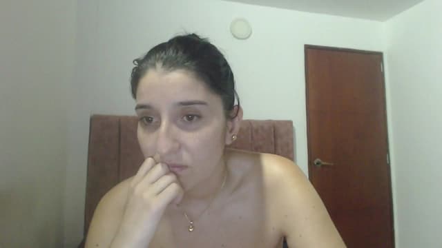 Gallery image thumbnail from Mao02's myfreecams stream on, 01/21/2025, 08:55 image 17 of 20