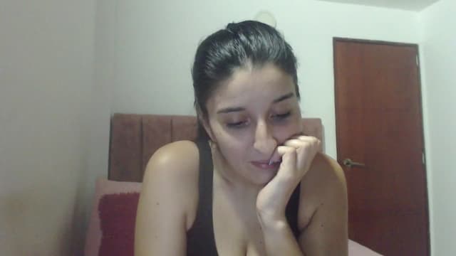 Gallery image thumbnail from Mao02's myfreecams stream on, 02/06/2025, 02:58 image 16 of 20