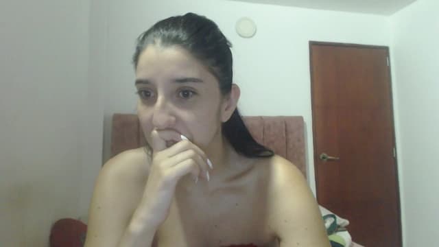 Gallery image thumbnail from Mao02's myfreecams stream on, 04/06/2025, 13:49 image 17 of 20