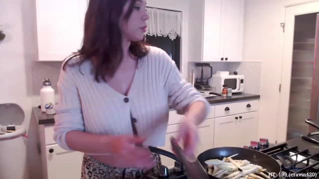 Gallery image thumbnail from Marie's myfreecams stream on, 04/06/2023, 06:19 image 18 of 20
