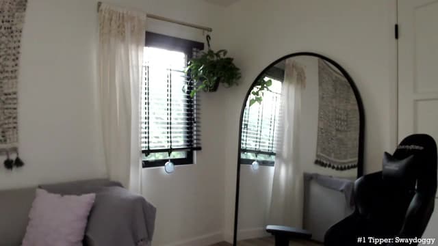 Gallery image thumbnail from Marie's myfreecams stream on, 05/16/2023, 03:05 image 14 of 20
