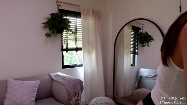 Gallery image thumbnail from Marie's myfreecams stream on, 06/27/2023, 24:00 image 18 of 20
