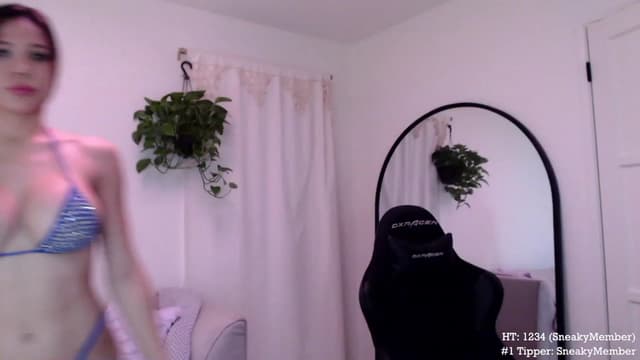 Gallery image thumbnail from Marie's myfreecams stream on, 09/12/2023, 03:35 image 16 of 20