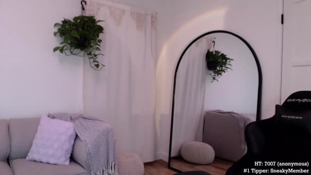 Gallery image thumbnail from Marie's myfreecams stream on, 09/16/2023, 04:08 image 17 of 20